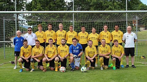hintere Reiehe v.l.n.r.: Joachim Fräbel, Steffen Kratsch, Daniel Schmidt, Martin Jung, Florian Dellit, Matthias Jakobi, Florian Reich, Dominic Frank, Toni Kühn, Albert Czerjak, Chris Hermann

vordere Reihe v.l.n.r.: Michael Kirchner,Richard Kirchner, Matthias Dellit, Pascal Kermann, Marcus Schwarz, Daniel Wagner, Lars Kirchner