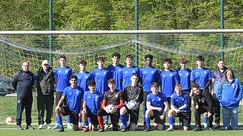 Mannschaftsfoto: A-Jugend (U19) - SV Burgweinting - Saison Frühjahr 26	