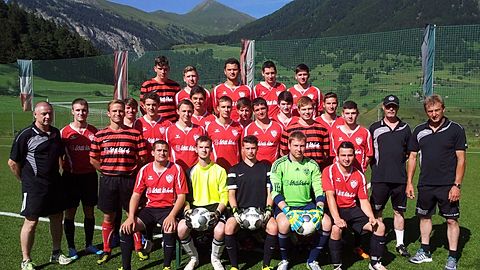 Hinten v.l.:
Pascal Schonhart, Fabian Jenisch, Jonathan Müller, Florian Holzer, Maxi Becherer

Mitte v.l.:
Trainer Ralf Bartholomä, Johannes Häringer, Stefan Weiß, Dominik Haberstroh, Stefan Holzer, Anton Bachmann, Lukas Bohusch, David Häringer, Manuel Klausmann, Marc Resch, Michael Tischer, Philipp Wichmann, Philipp Wernet, Marc Singler, Betreuer Udo Rosenkranz, Co-Trainer Thomas Maurer

Vorne v.l.:
Christoph Klausmann, Tobias Weber, Florian Owczaryczek, Daniel Fehrenbach, Patrick Mark