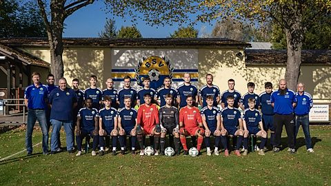 stehend v. l. n. r.: S. Brose, Brüning, Purand, A. Moczulski, E. Brose, G. Moczulski, Geppert, Freitag, Ledesma, Kalinke, Schmietendorf, Kuzmicz, M. Drzewiecki, Kuta, Wander, Geilich; sitzendn v. l. n. r.: Sanneh, Grunow, Pusch, Kroeker, Siegel, M. Schulz, Bäcker, Niewisch, B. Drzewiecki; es fehlen: H. Schulz, D. Kowalik, M. Kasprzak, D. Jezerski, D. Henze, A. Freitag, F. Tovela, F. Kluttig